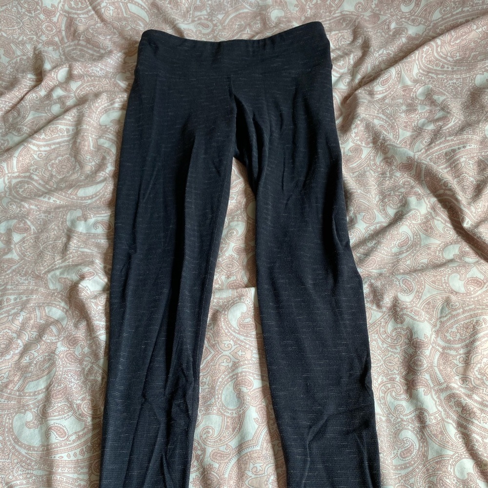 TNA leggings